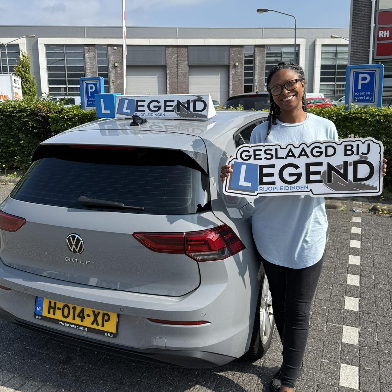 Goedkoop rijlessen Spijkenisse, Hoogvliet en Rotterdam, aanbieding